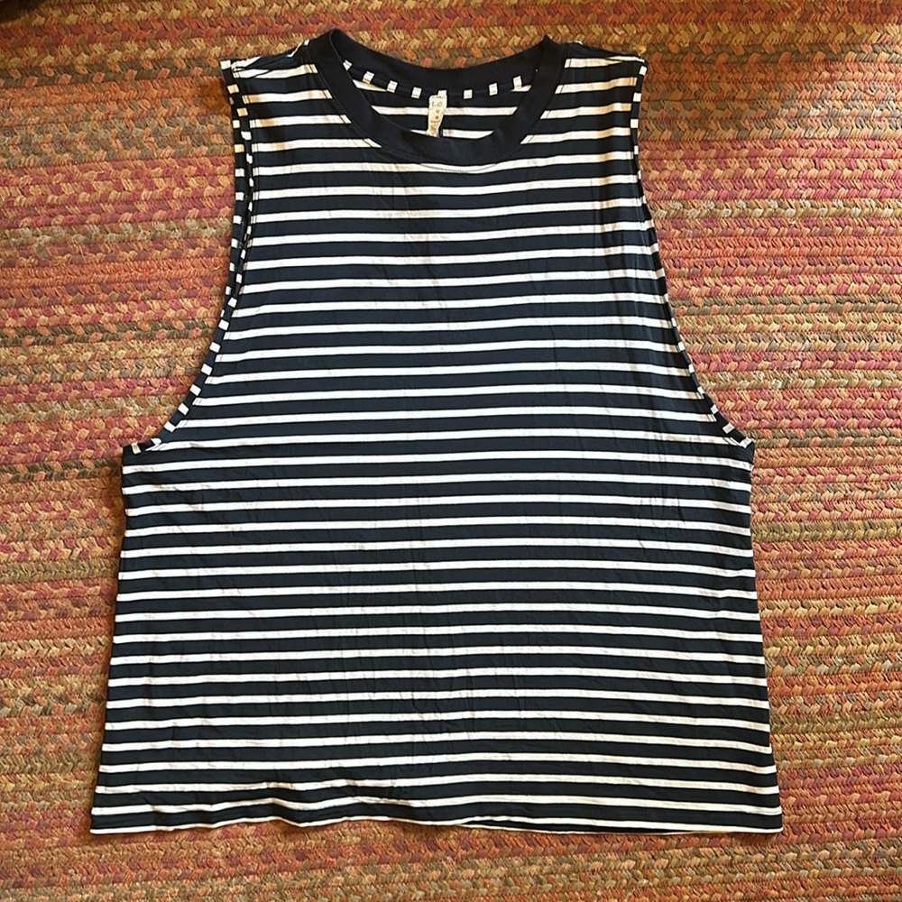 LULULEMON NAVY BLUE STRIPE STRETCH MUSCLE TANK